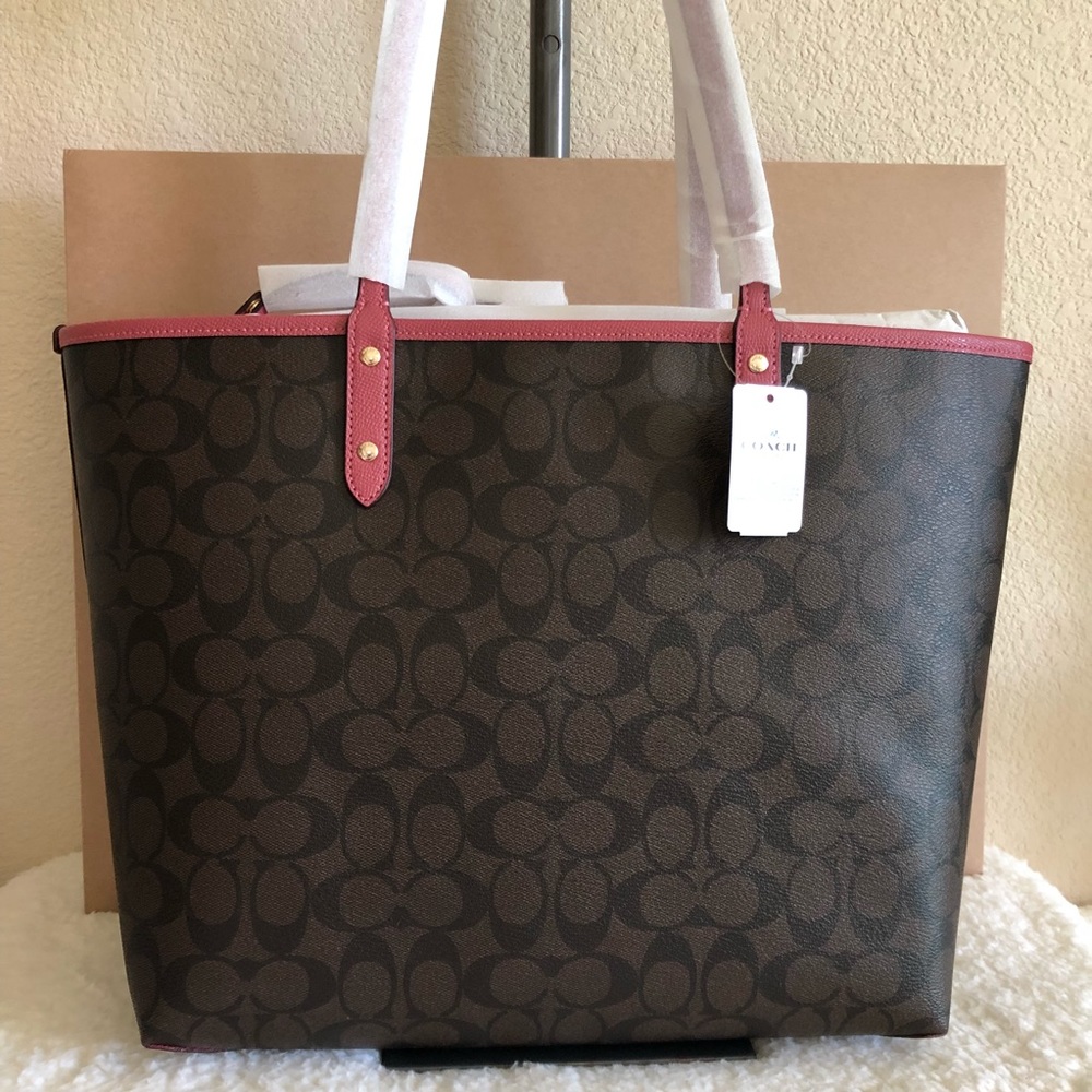 Coach Signature reversible city tote - Picture 6 of 6